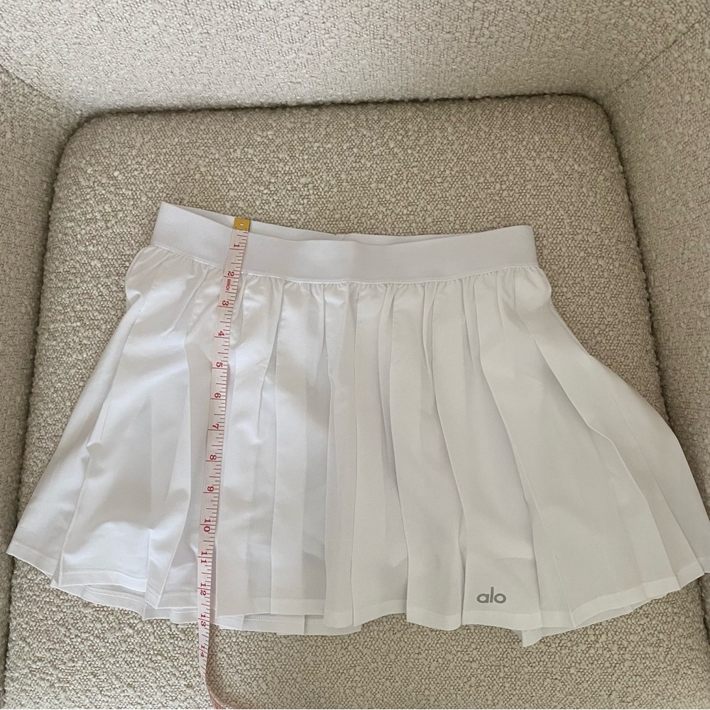 ALO Yoga White Varsity Tennis Skirt Size XS - Picture 7 of 10